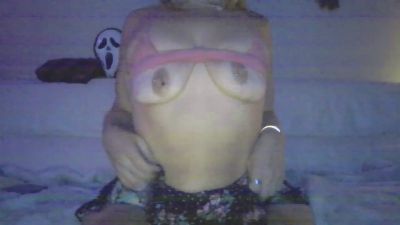 ShyBlondeCurves webcam model stream image