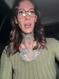 BrownieyQueen webcam model stream image