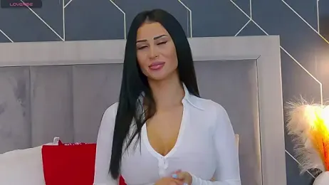 EmyLaveau webcam model stream image