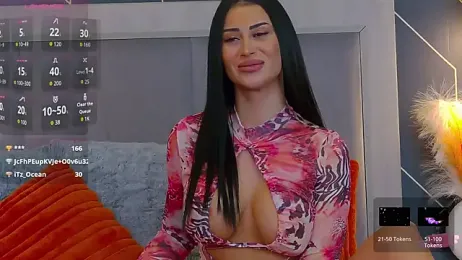 EmyLaveau webcam stripchat model stream image