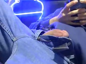 lurkus webcam model stream image