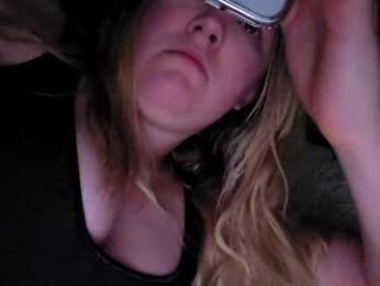 x_dreamgirl_x webcam chaturbate model stream image