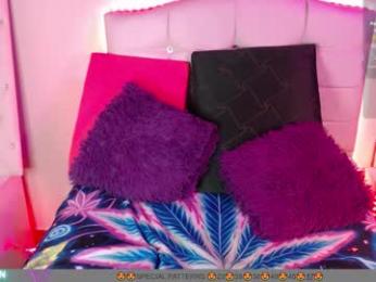 bdsmelapetite webcam model stream image