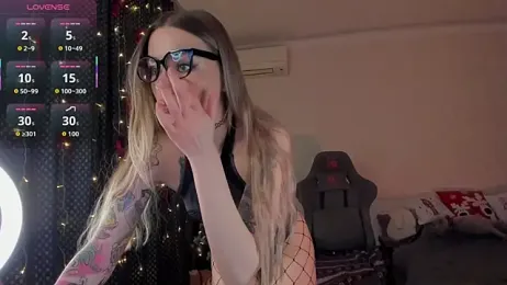 Marta_May_ webcam model stream image