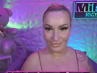 tamaramilano webcam model stream image