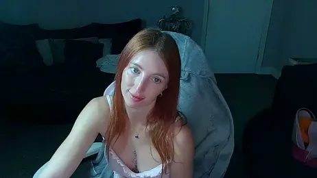 Red_firesquirt webcam model stream image