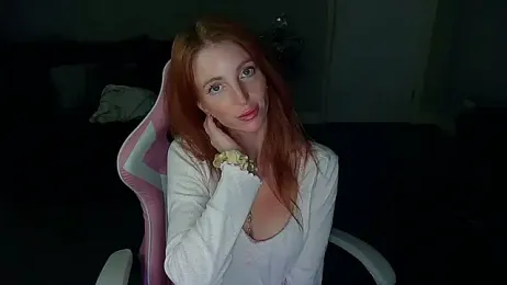 Red_firesquirt webcam model stream image