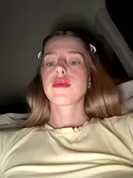 kira_mia webcam model stream image