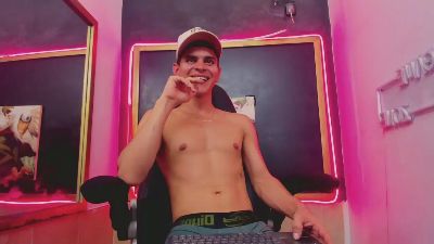 play_dream webcam model stream image