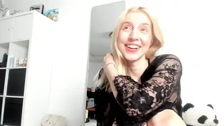 KenzieDawton webcam model stream image