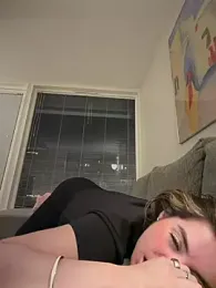 Alirawrz webcam model stream image