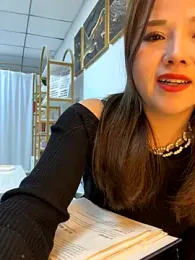 Efangfang webcam model stream image