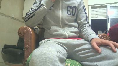 Manol072 webcam model stream image