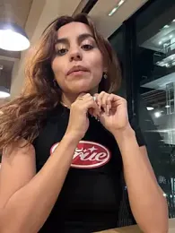 Katee_Jones webcam model stream image