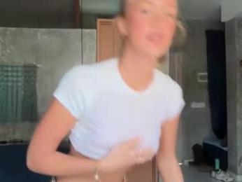 livslifee webcam chaturbate model stream image