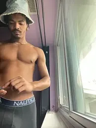 TRILLAHUNG webcam model stream image