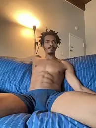 TRILLAHUNG webcam model stream image