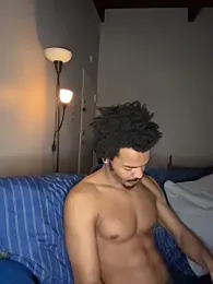 TRILLAHUNG webcam model stream image