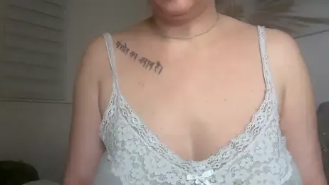 Serena_4you webcam model stream image