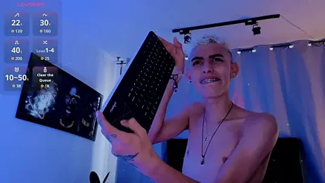 sky_jules webcam stripchat model stream image