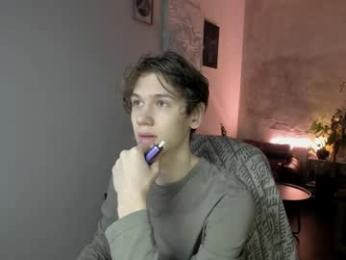 0verlandd webcam model stream image