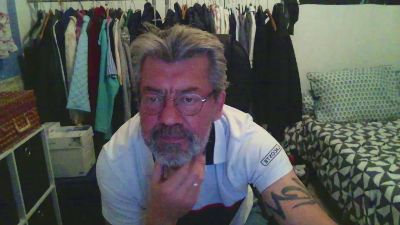 Kevinareux60 webcam model stream image