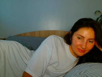 Irina9793 webcam bongacams model stream image