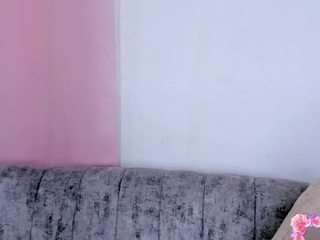 april-adamson webcam model stream image