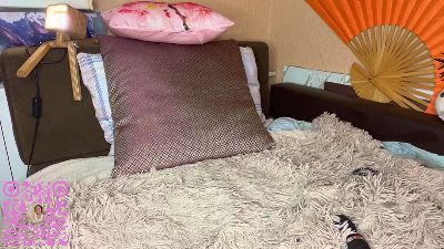 YunPlacido webcam model stream image