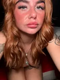 Ellieskyyee1 webcam model stream image