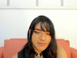 Laila Sumeru webcam model stream image