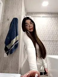 caressyourself webcam model stream image