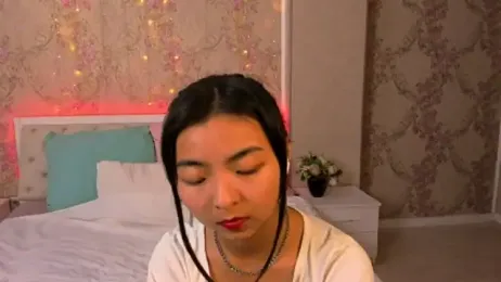 Shy_Kira webcam model stream image