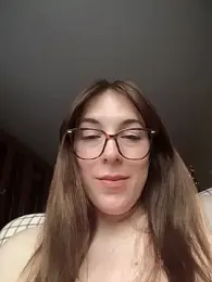 MommmyYummy webcam model stream image