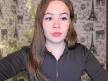 SaraKox webcam model stream image