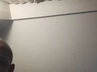 vyper121 webcam model stream image