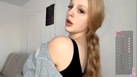 GilySuper webcam model stream image