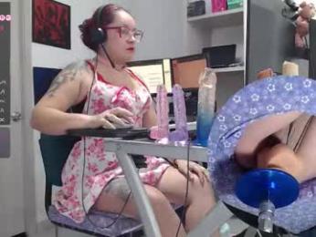 leidycrstnch21 webcam chaturbate model stream image