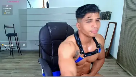 Apolotherock webcam stripchat model stream image