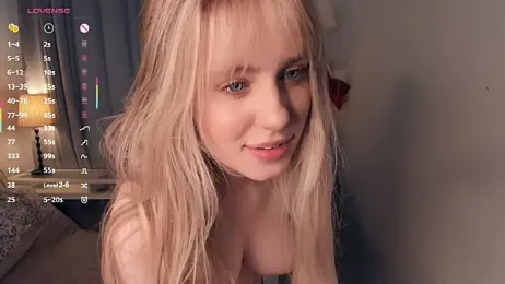 TessaStruble webcam model stream image