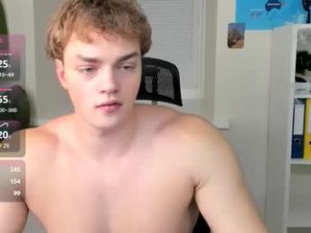 chase_muscular webcam model stream image