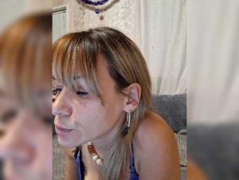 krisred webcam model stream image