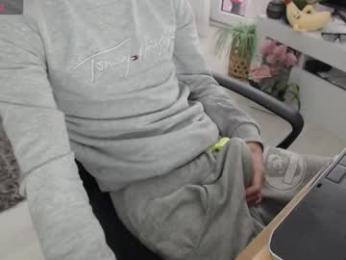 swetlittleboy4u webcam model stream image