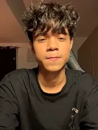 OopsAgain_ webcam model stream image