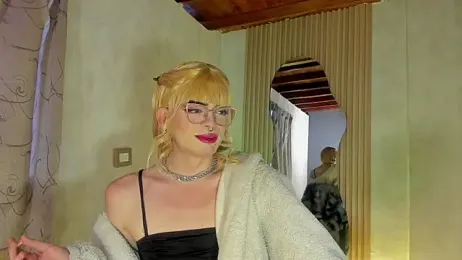 Taurito___ webcam stripchat model stream image