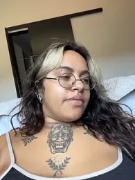 lolafairytail webcam model stream image