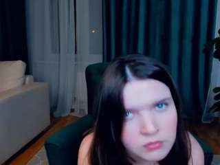 trishadarnold webcam model stream image