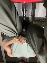 Dimitri_Bass webcam stripchat model stream image