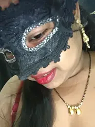 Soniya_G webcam model stream image