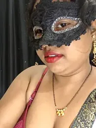 Soniya_G webcam model stream image